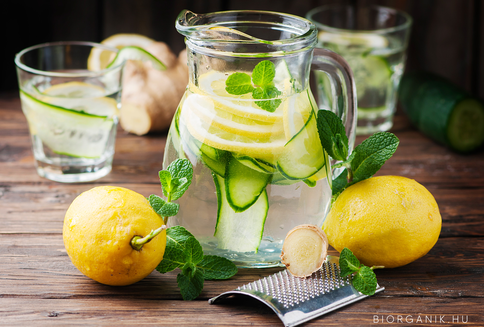 A reggeledet indítsd citromos vízzel, hogy beinduljanak a zsírégetési folyamatok!
